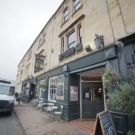 Holiday home The Alma Taverns Boutique - 1 - Hopewell Bristol